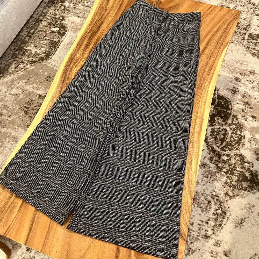 Gianni Bini Gray Plaid A-Line Skirt